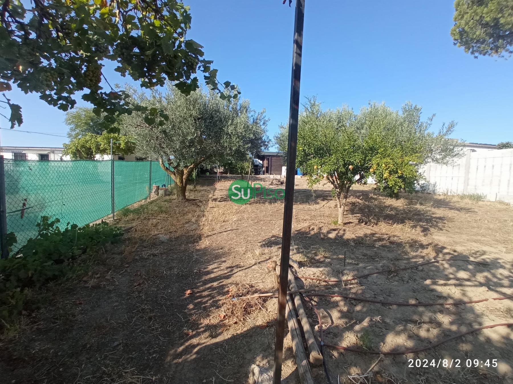 Venta de terreno en Yuncler