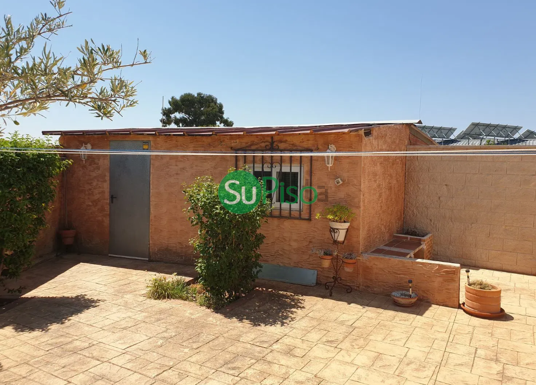 For sale of house in El Viso de San Juan
