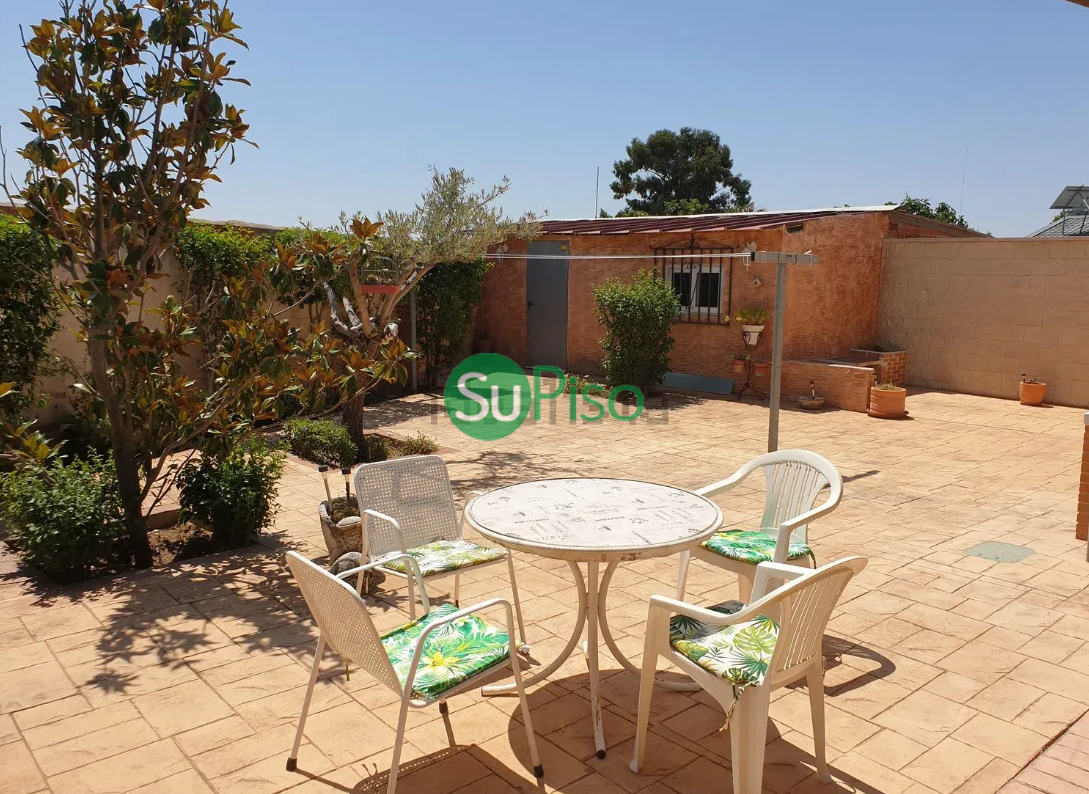For sale of house in El Viso de San Juan
