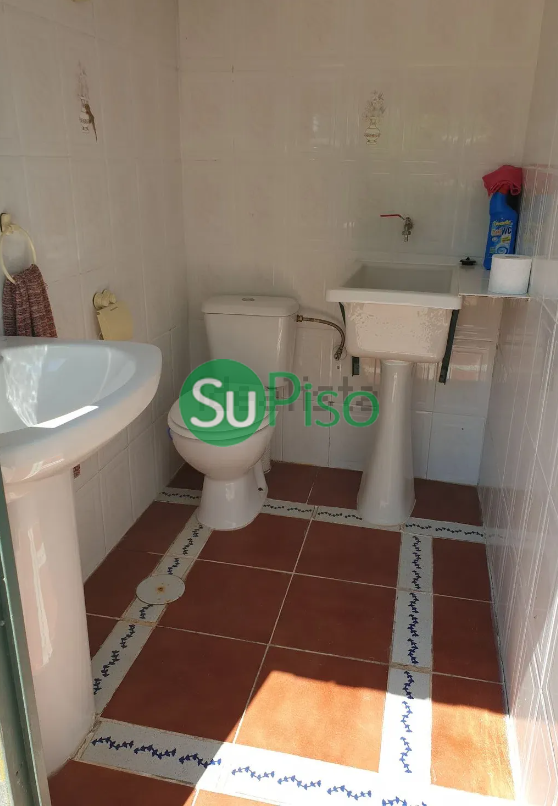 For sale of house in El Viso de San Juan