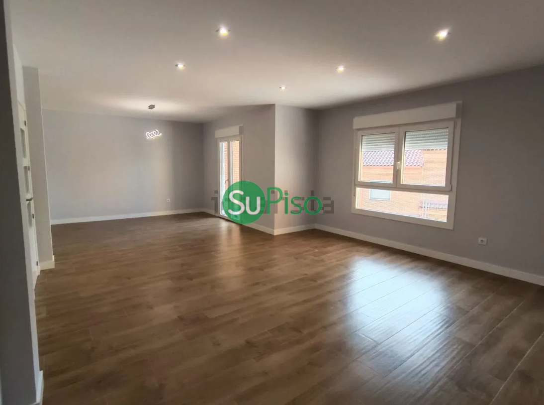 For rent of chalet in El Viso de San Juan