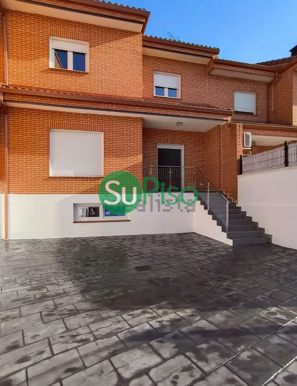 For rent of chalet in El Viso de San Juan