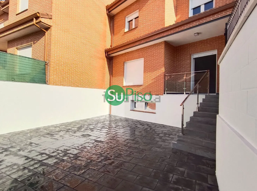 For rent of chalet in El Viso de San Juan