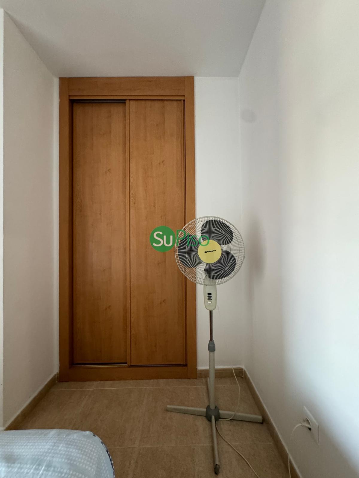 For sale of flat in Cedillo del Condado