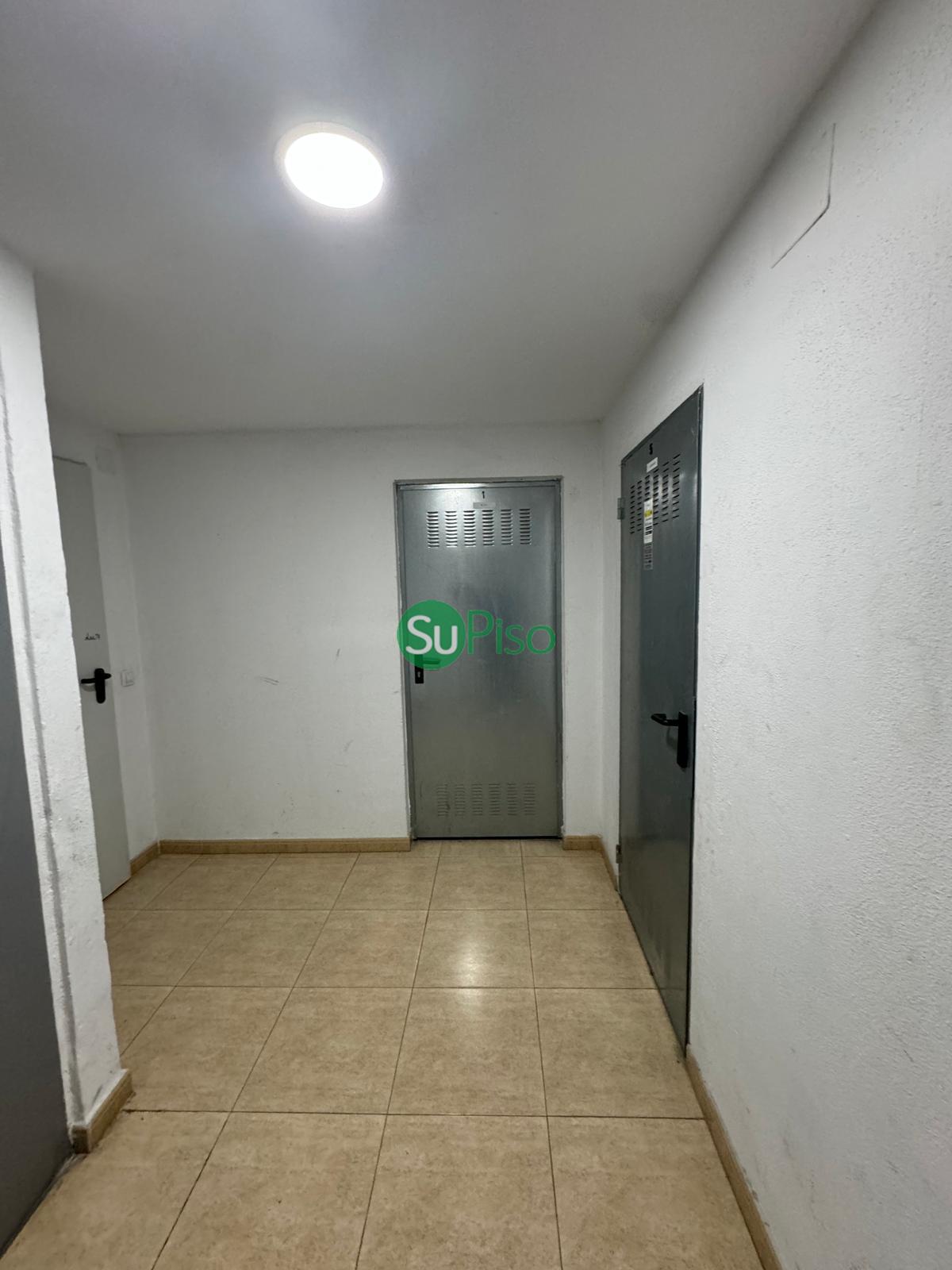 For sale of flat in Cedillo del Condado