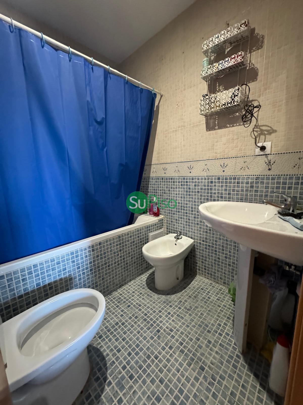For sale of flat in Cedillo del Condado