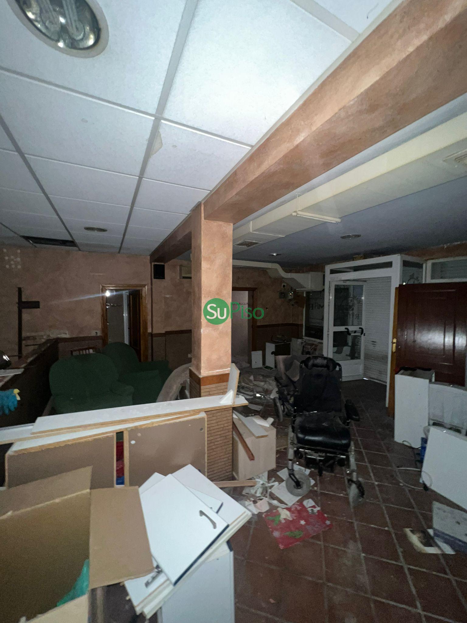 For rent of commercial in Yeles
