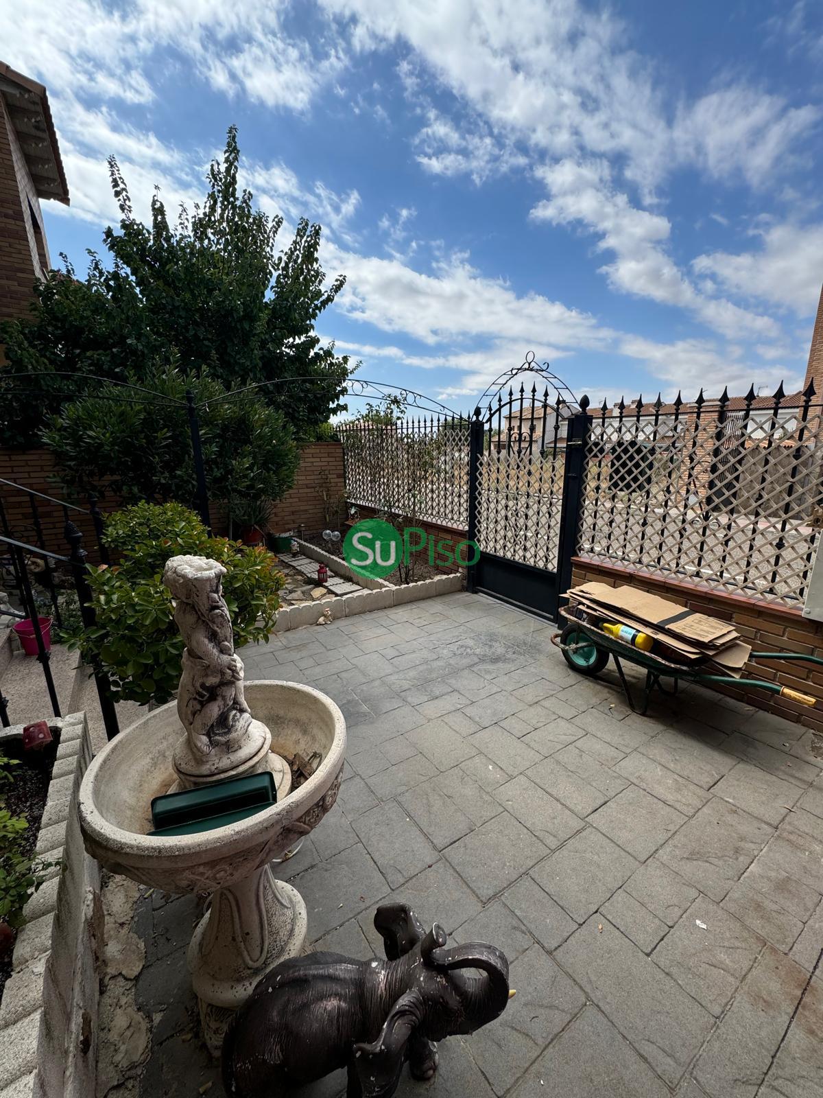 Venta de casa en Esquivias