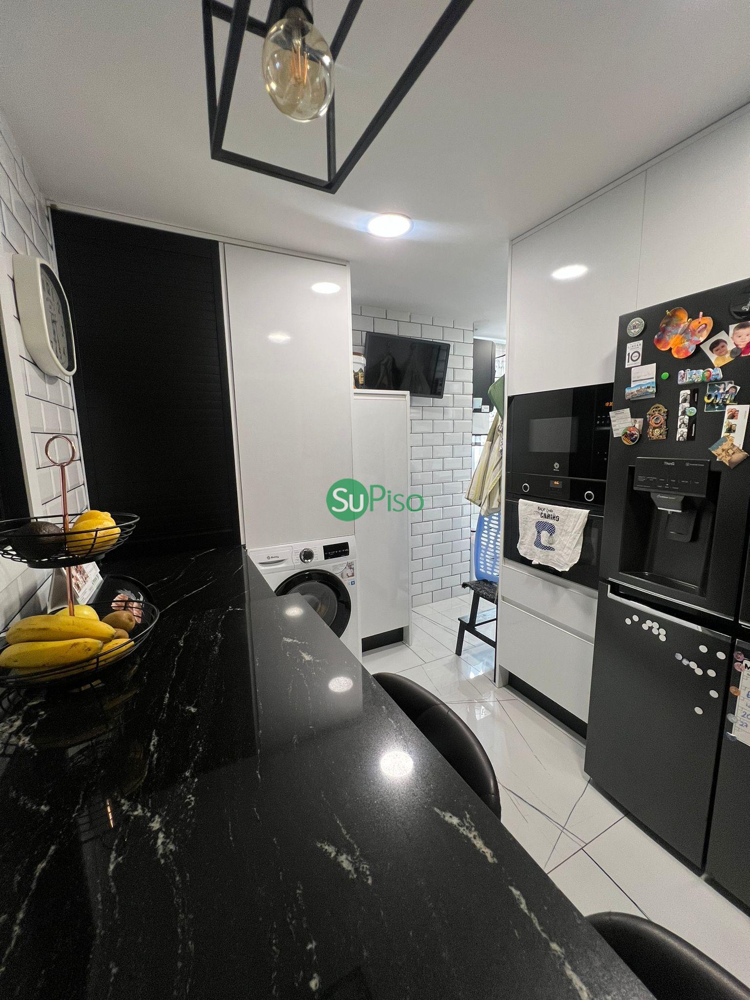 For sale of flat in Parla