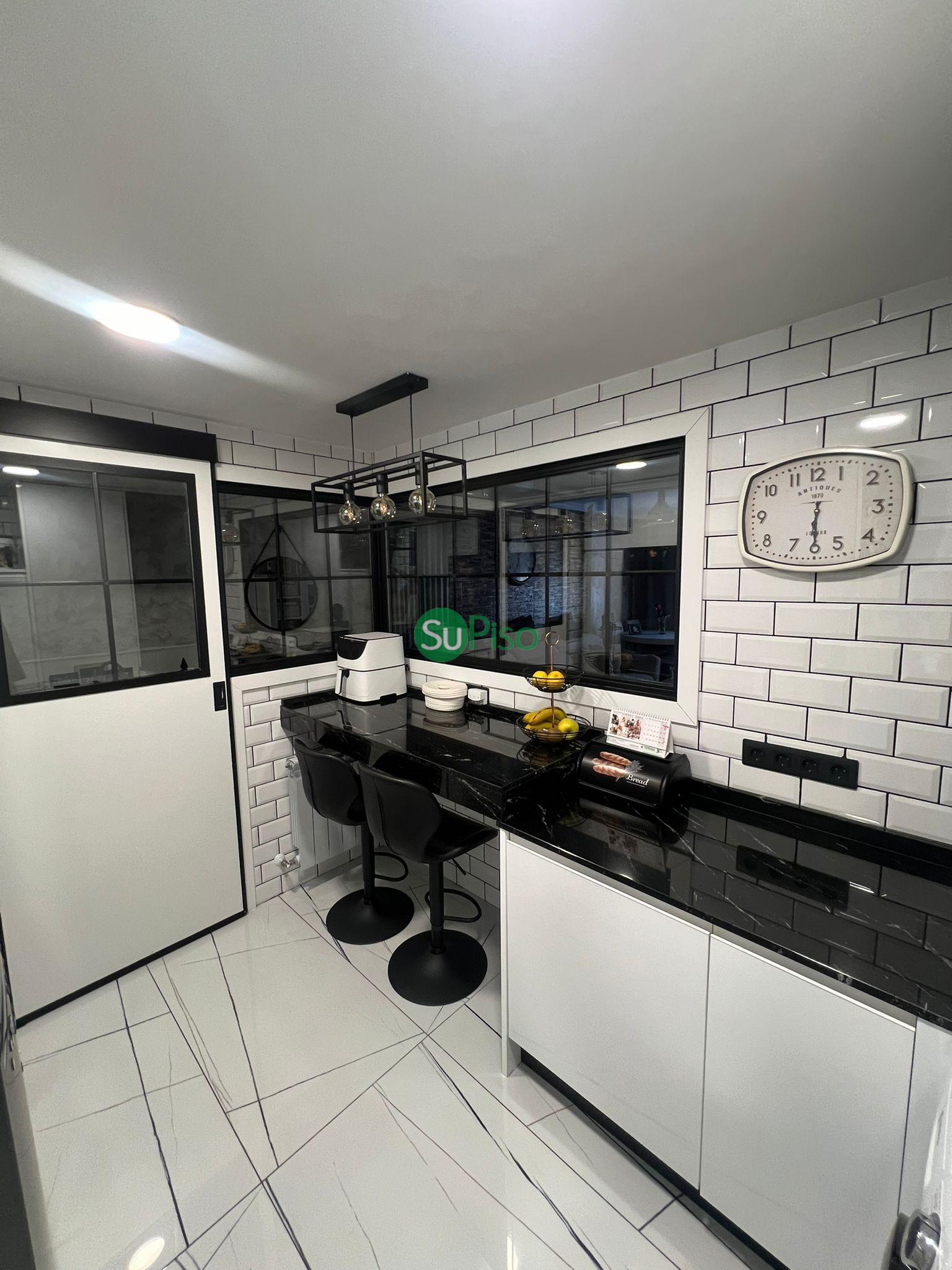 For sale of flat in Parla