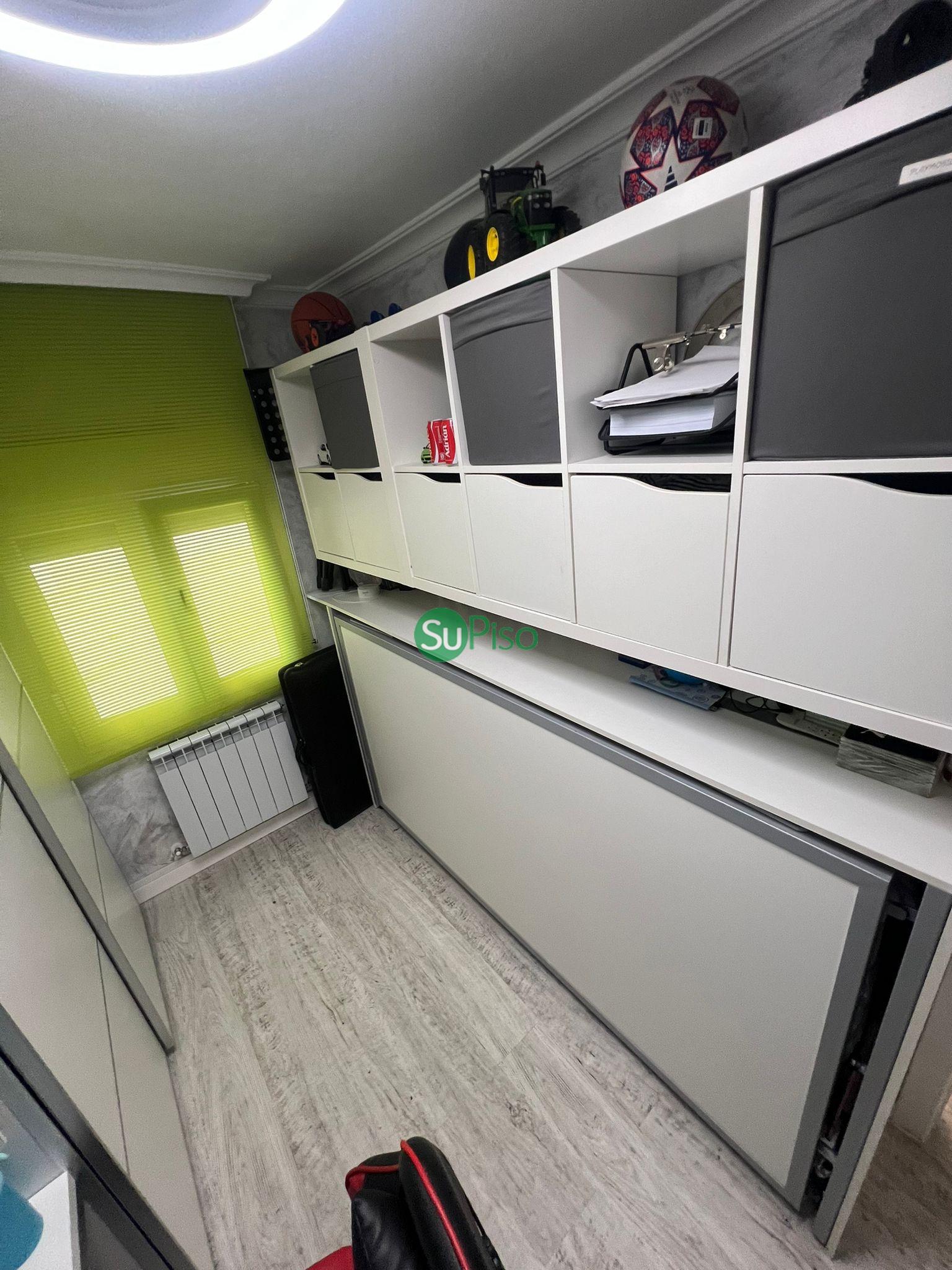 For sale of flat in Parla