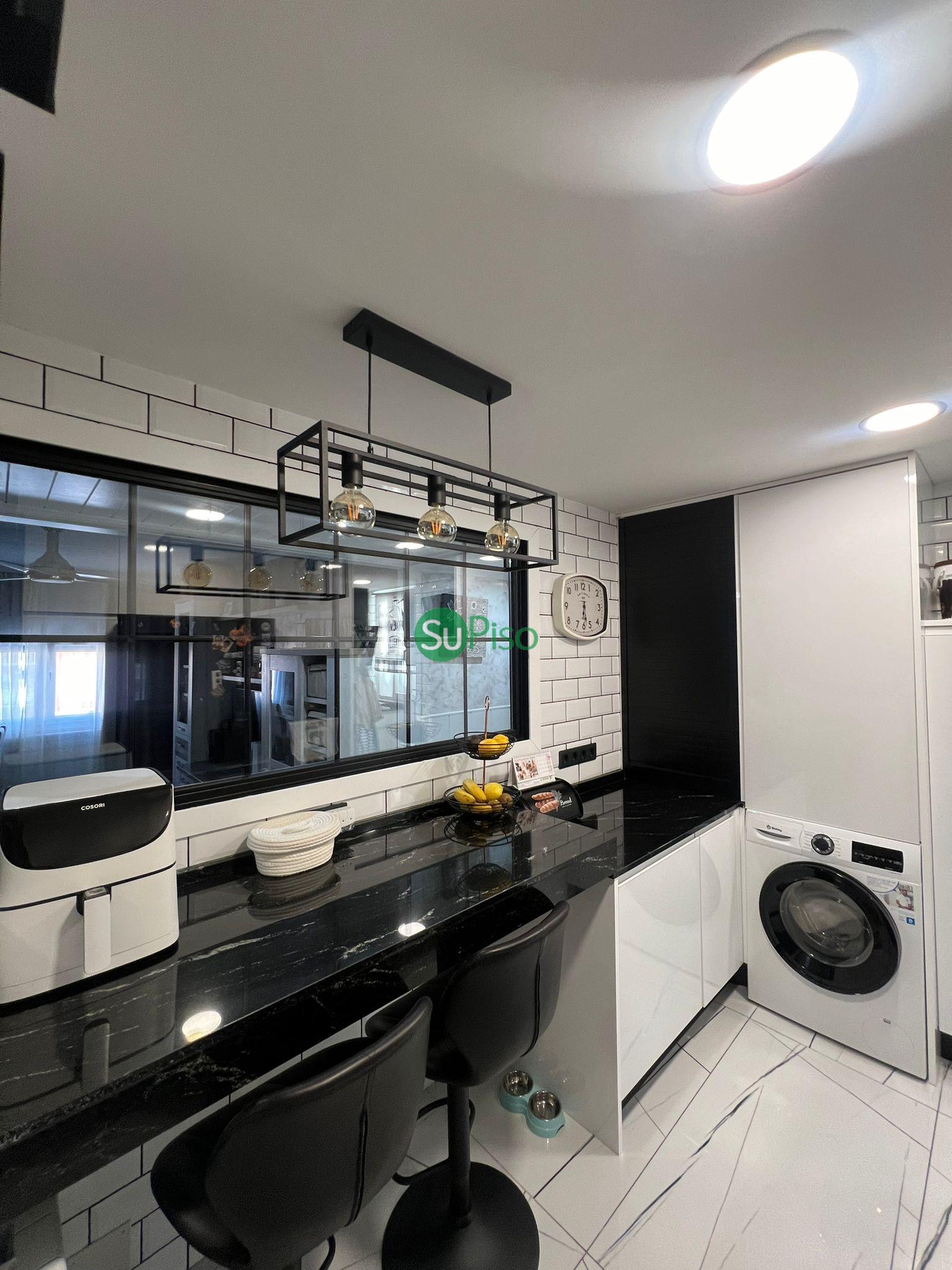 For sale of flat in Parla