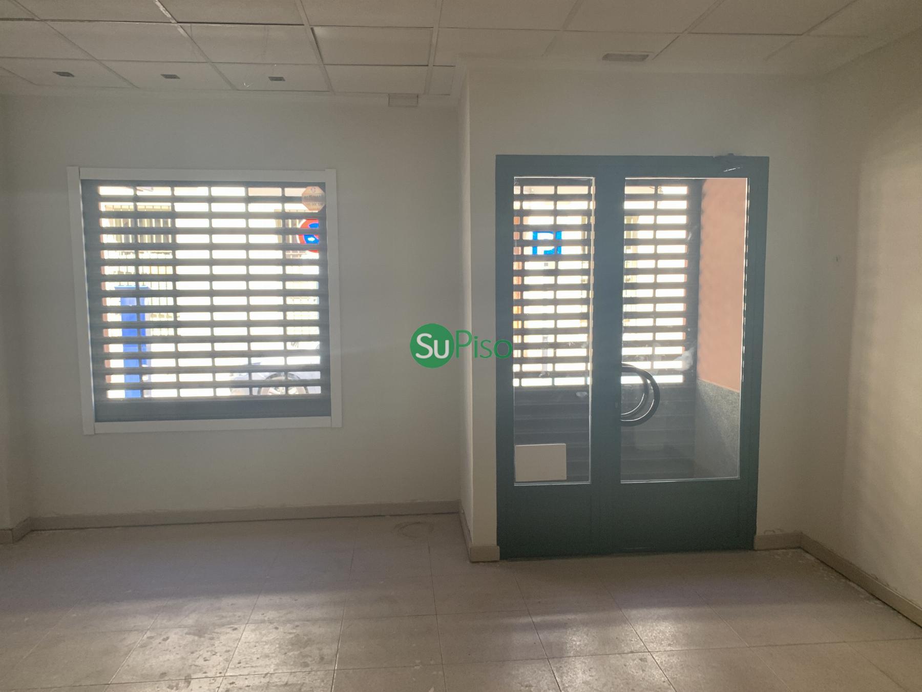 For sale of commercial in Illescas