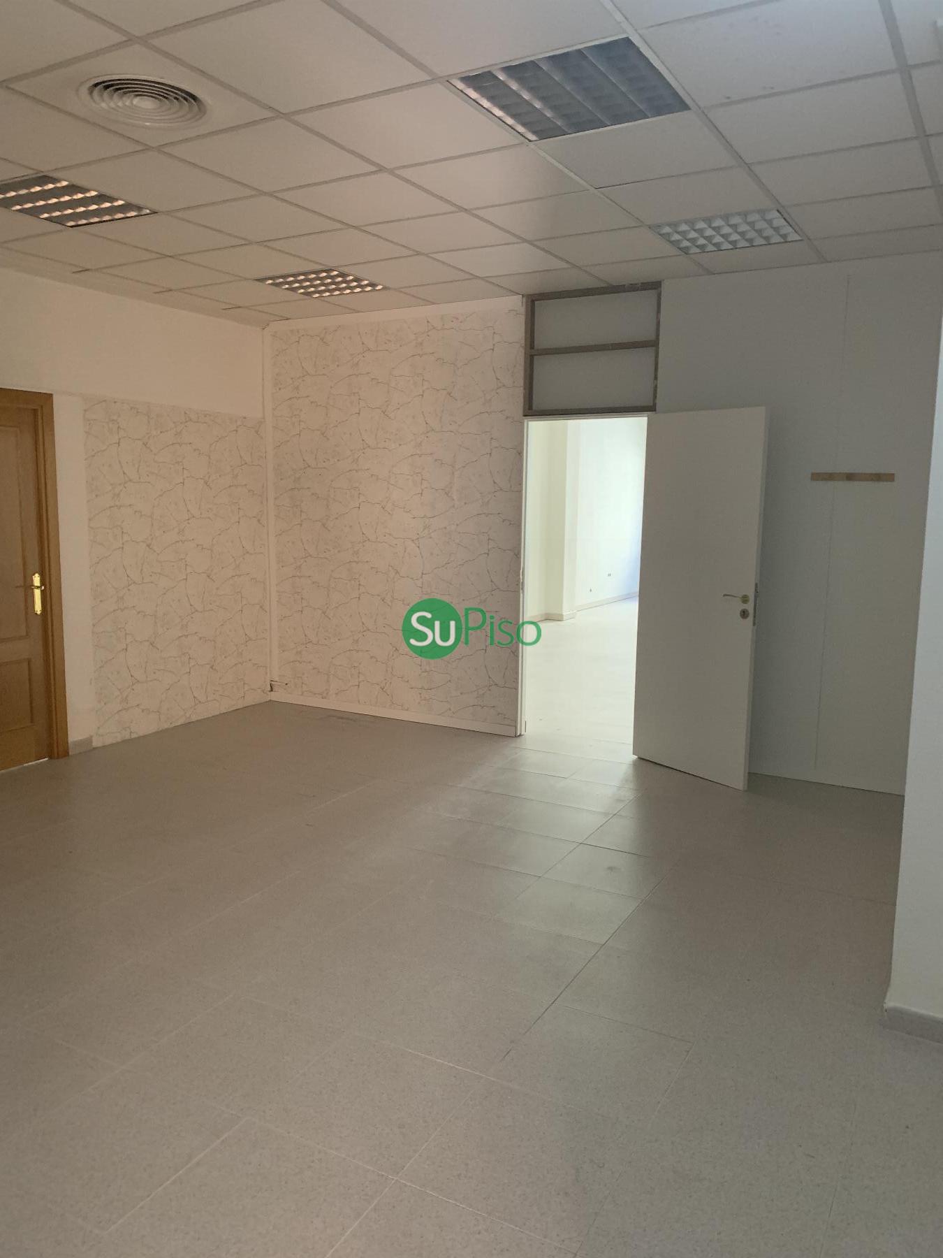 For sale of commercial in Illescas