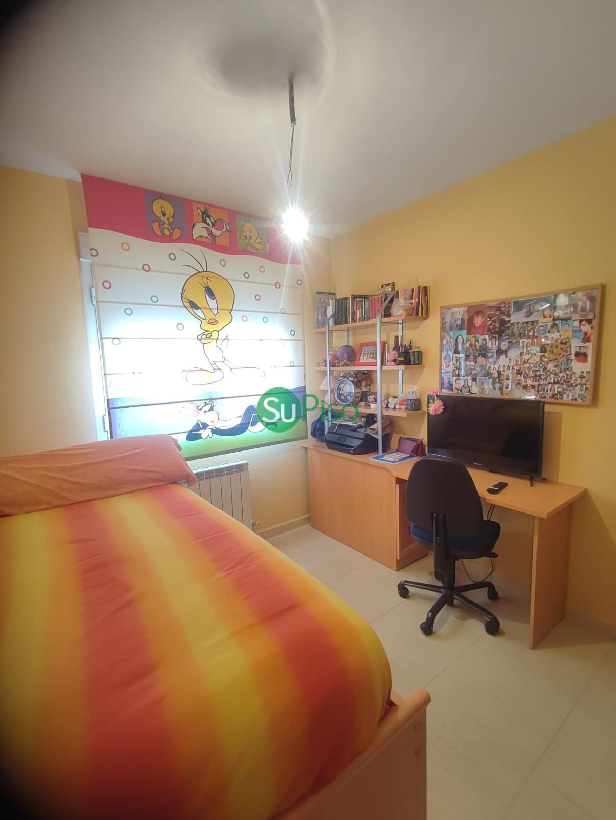 For sale of chalet in Yeles