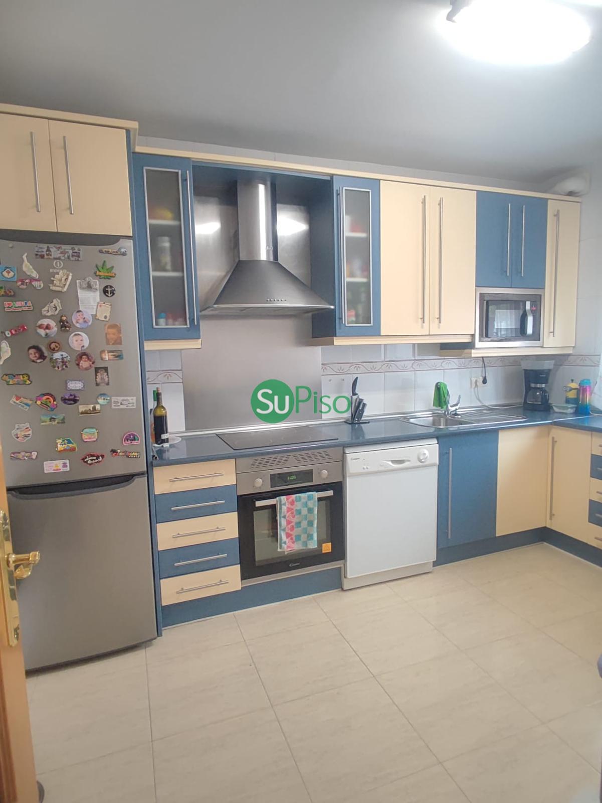 For sale of chalet in Yeles