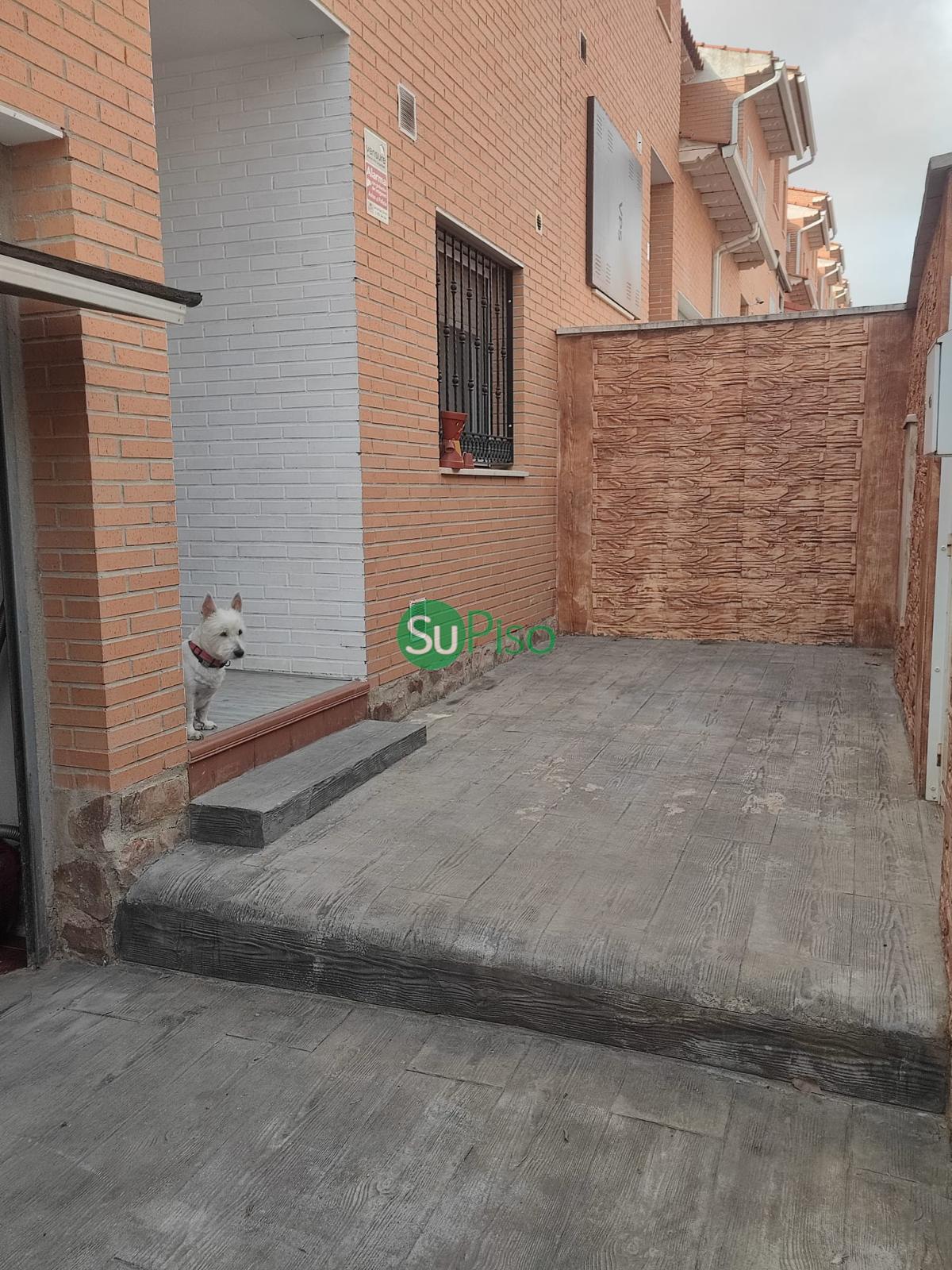 For sale of chalet in Yeles