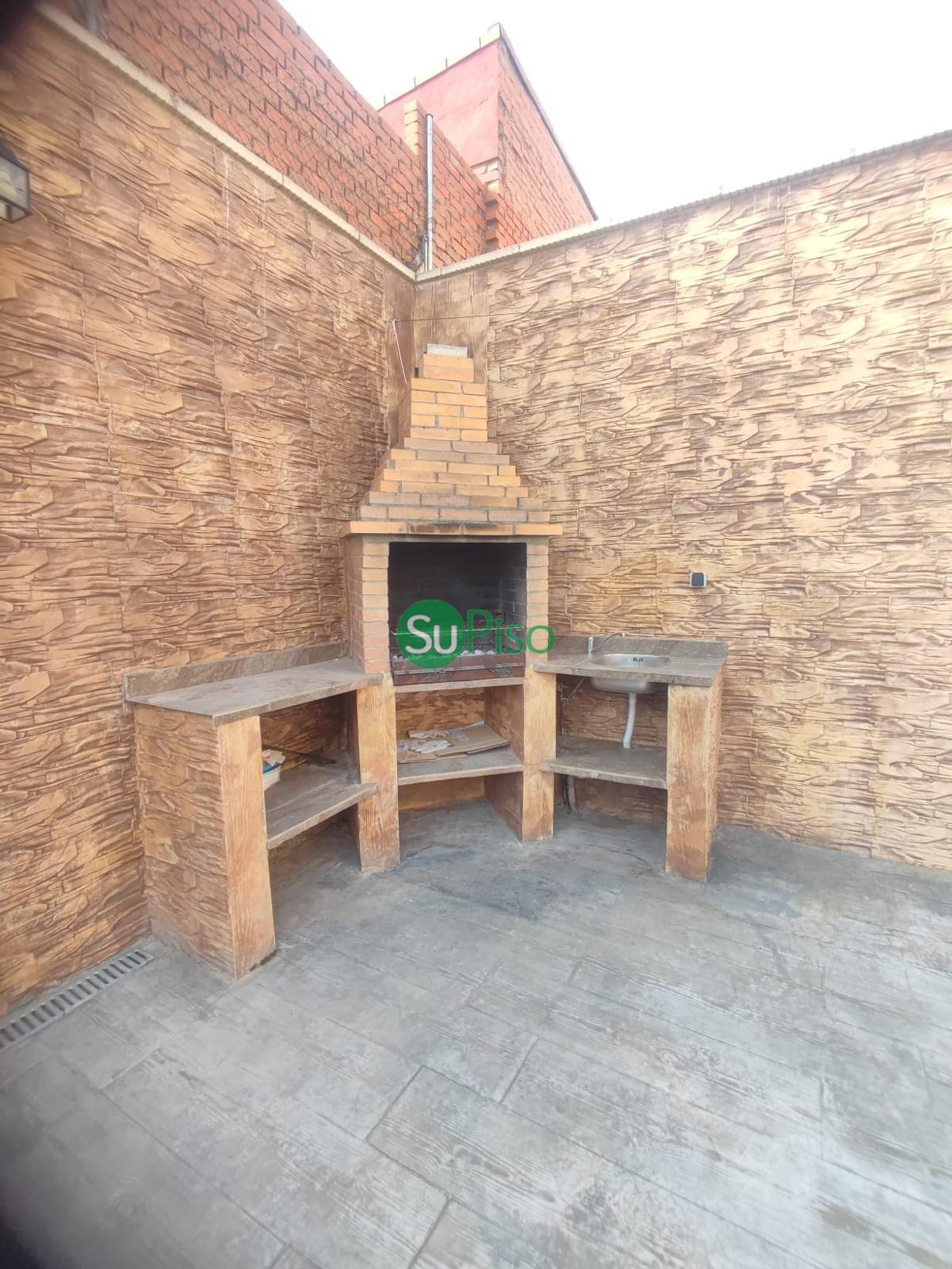 For sale of chalet in Yeles