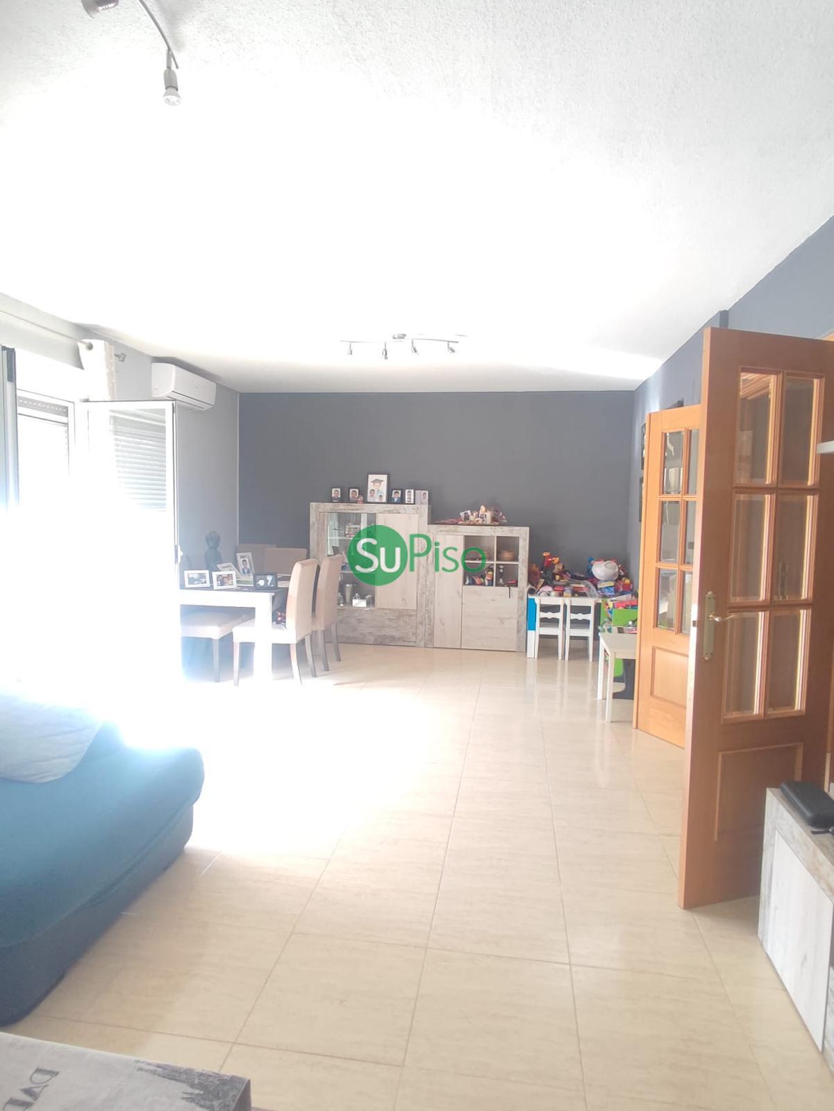 For sale of chalet in Yeles