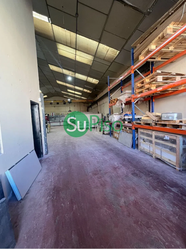 For sale of industrial plant/warehouse in Yeles