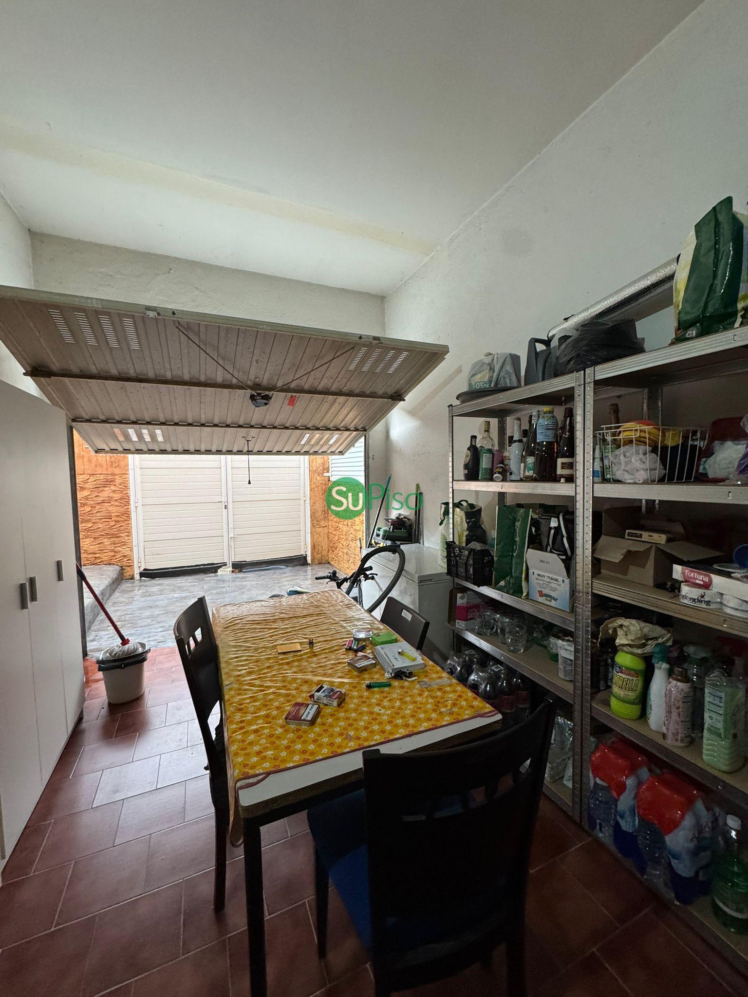 For sale of house in Yeles