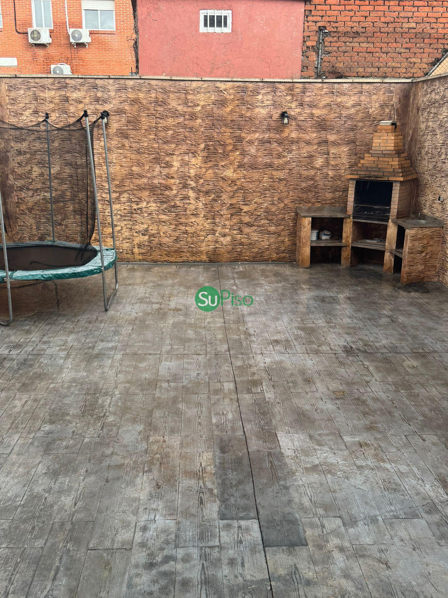 For sale of house in Yeles