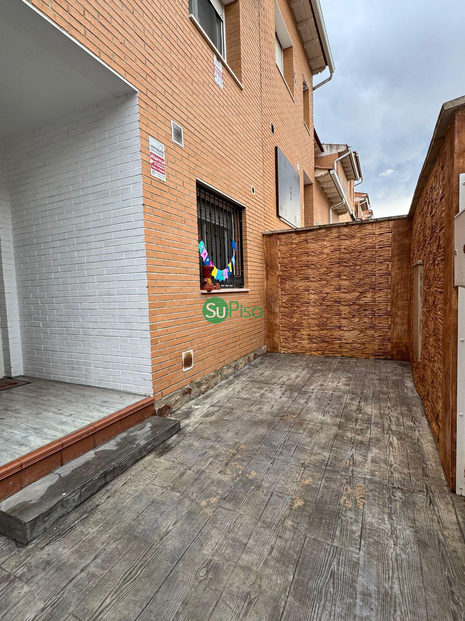 For sale of house in Yeles