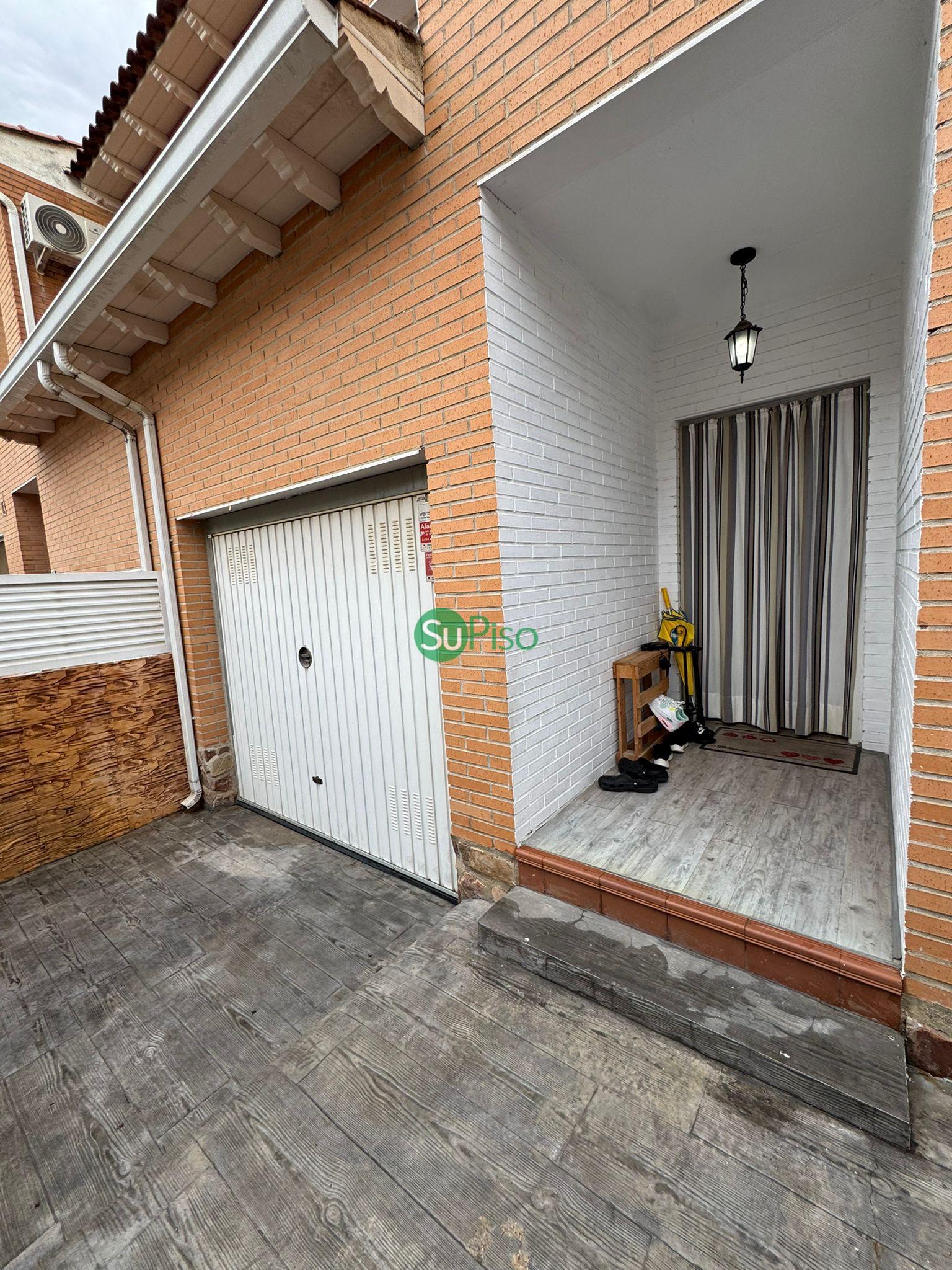 For sale of house in Yeles