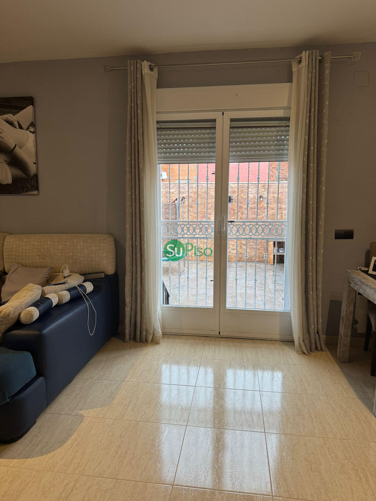 For sale of house in Yeles