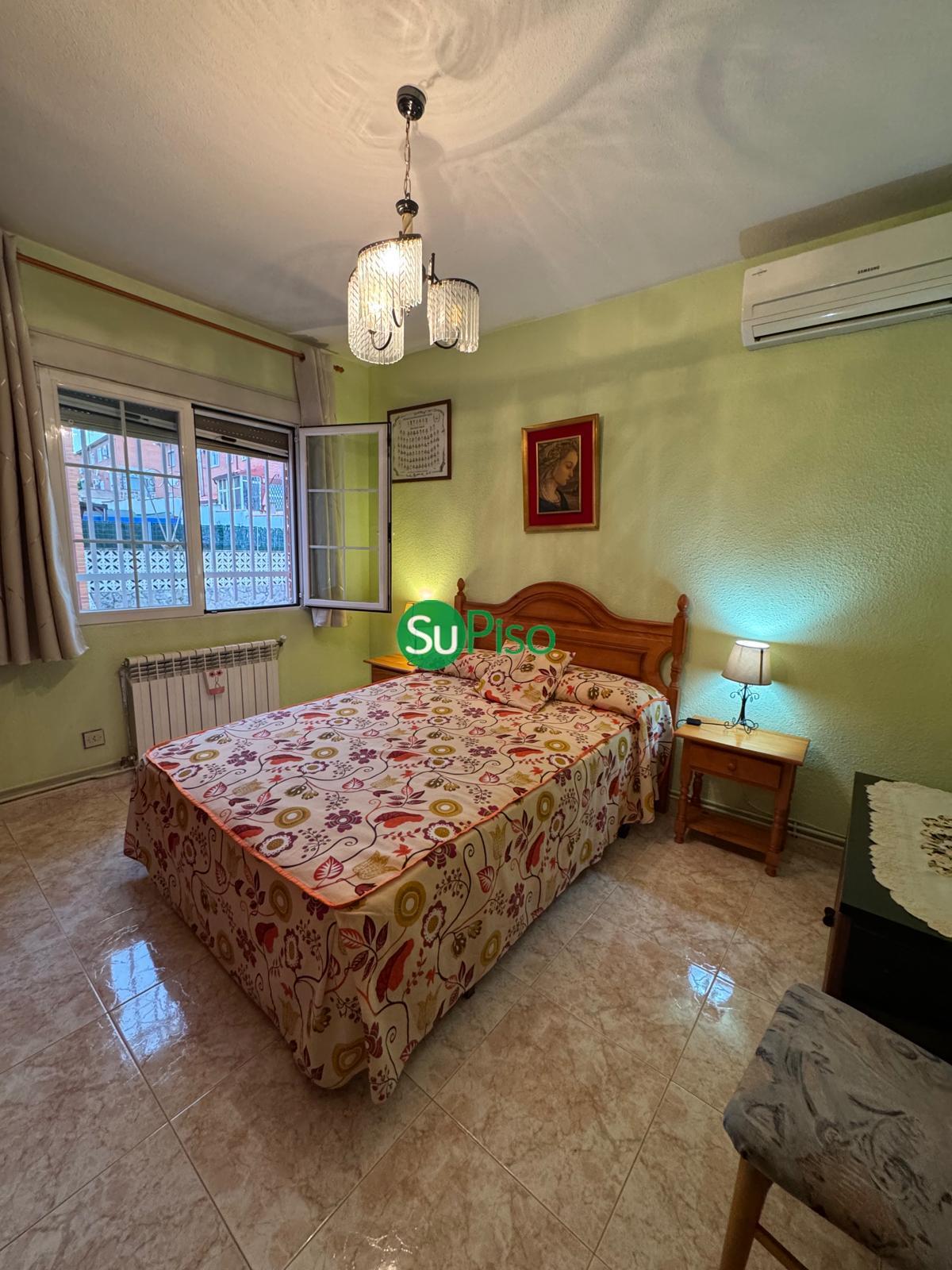 For sale of chalet in Yeles