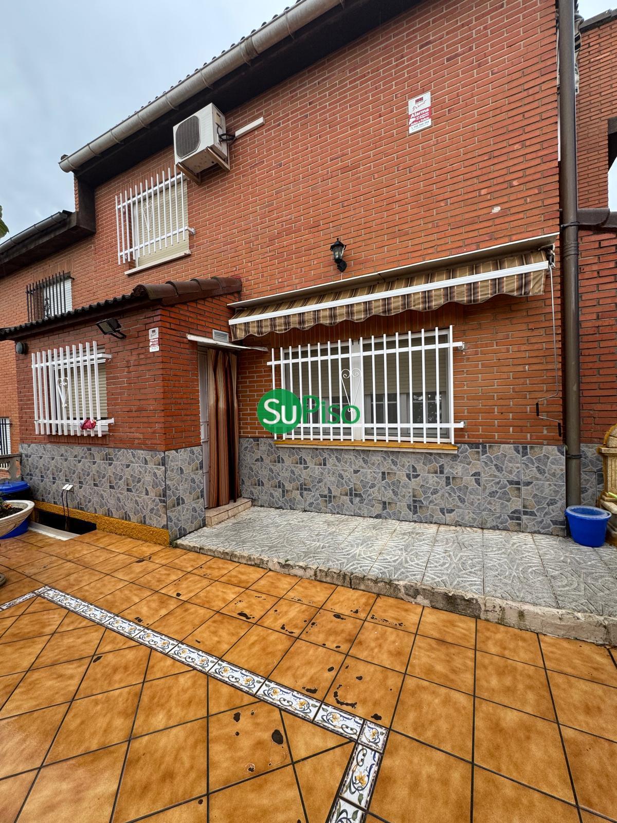 For sale of chalet in Yeles