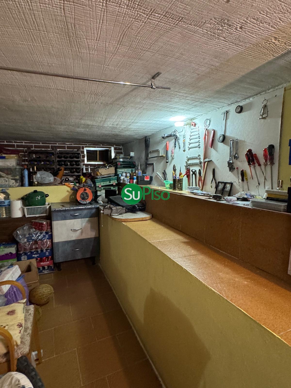 For sale of chalet in Yeles