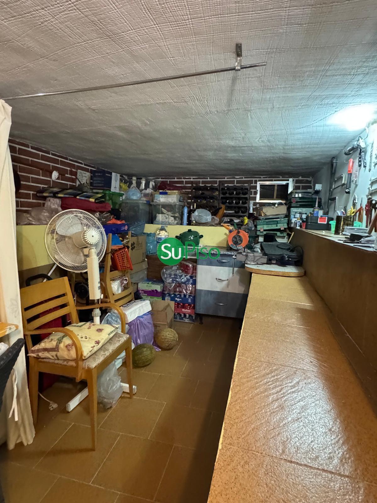 For sale of chalet in Yeles