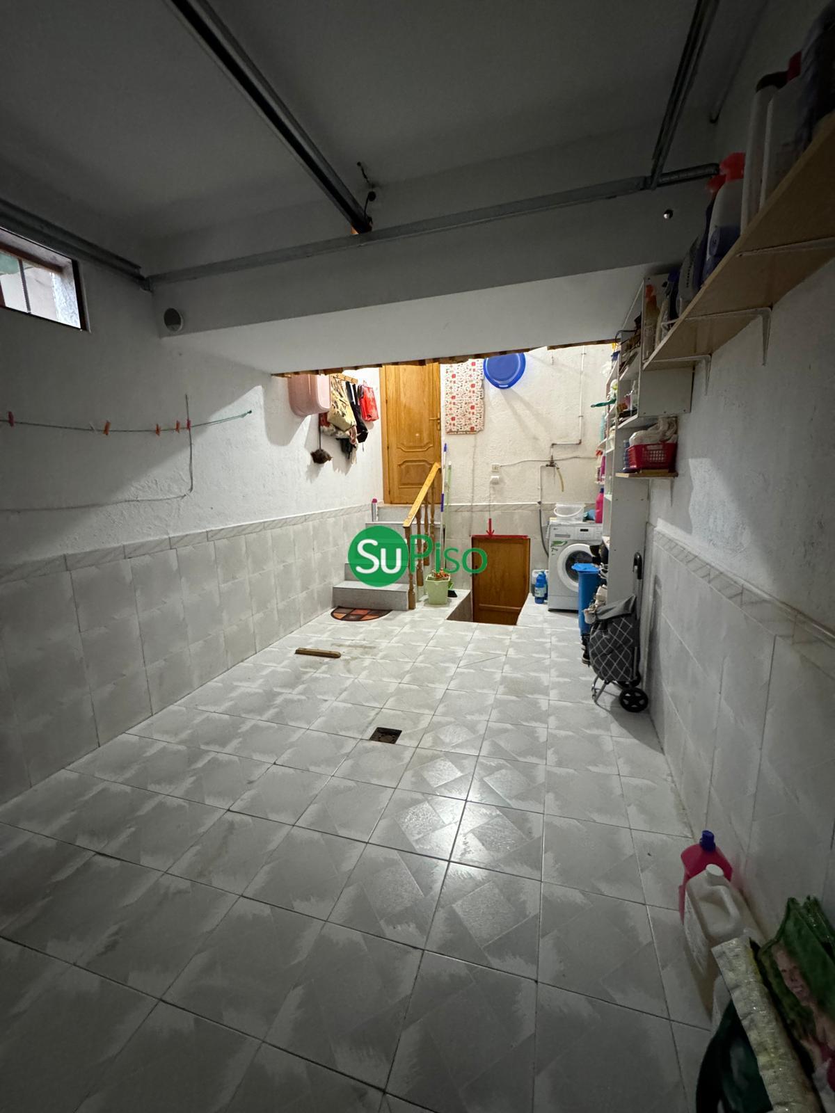 For sale of chalet in Yeles