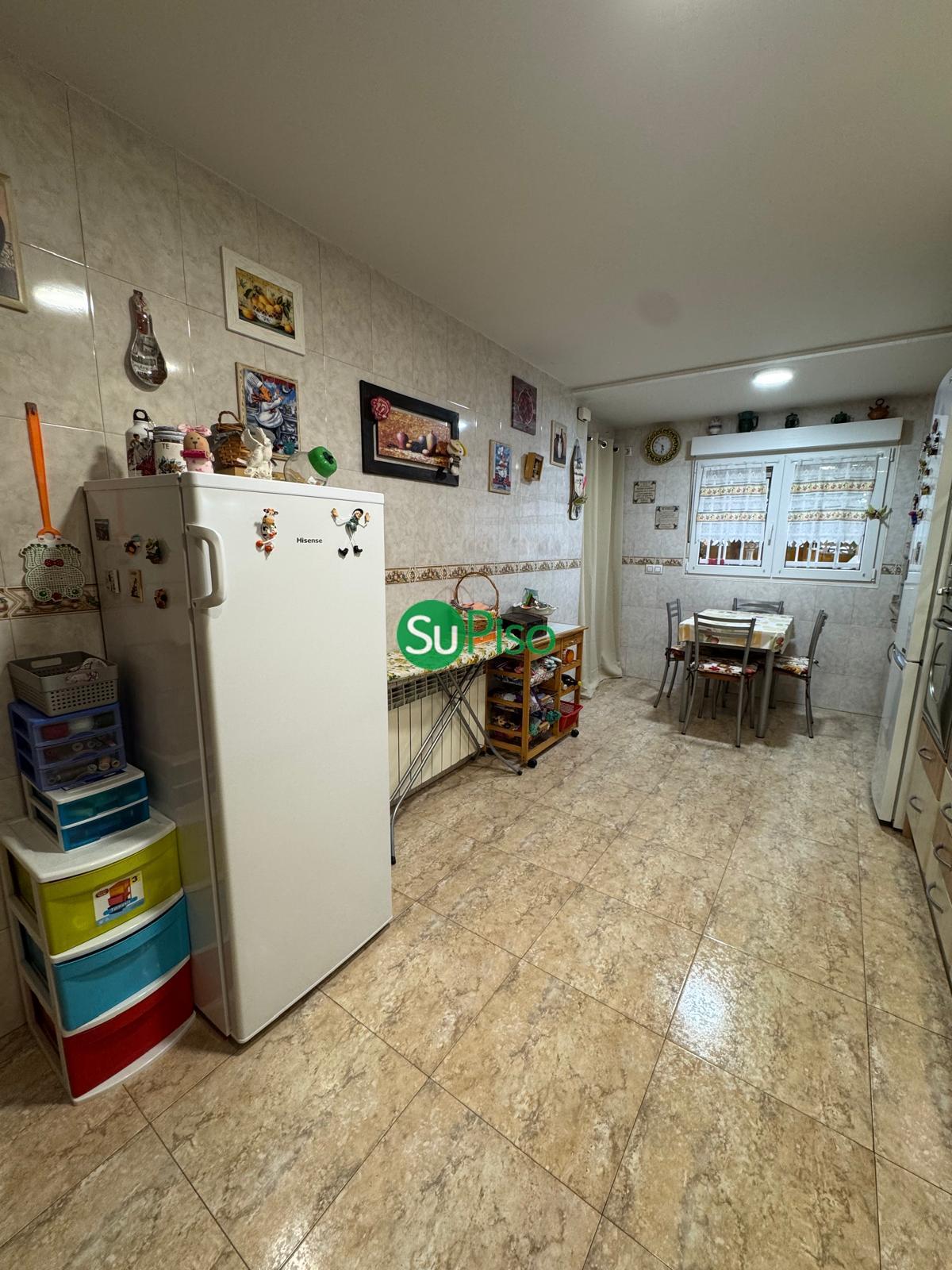 For sale of chalet in Yeles