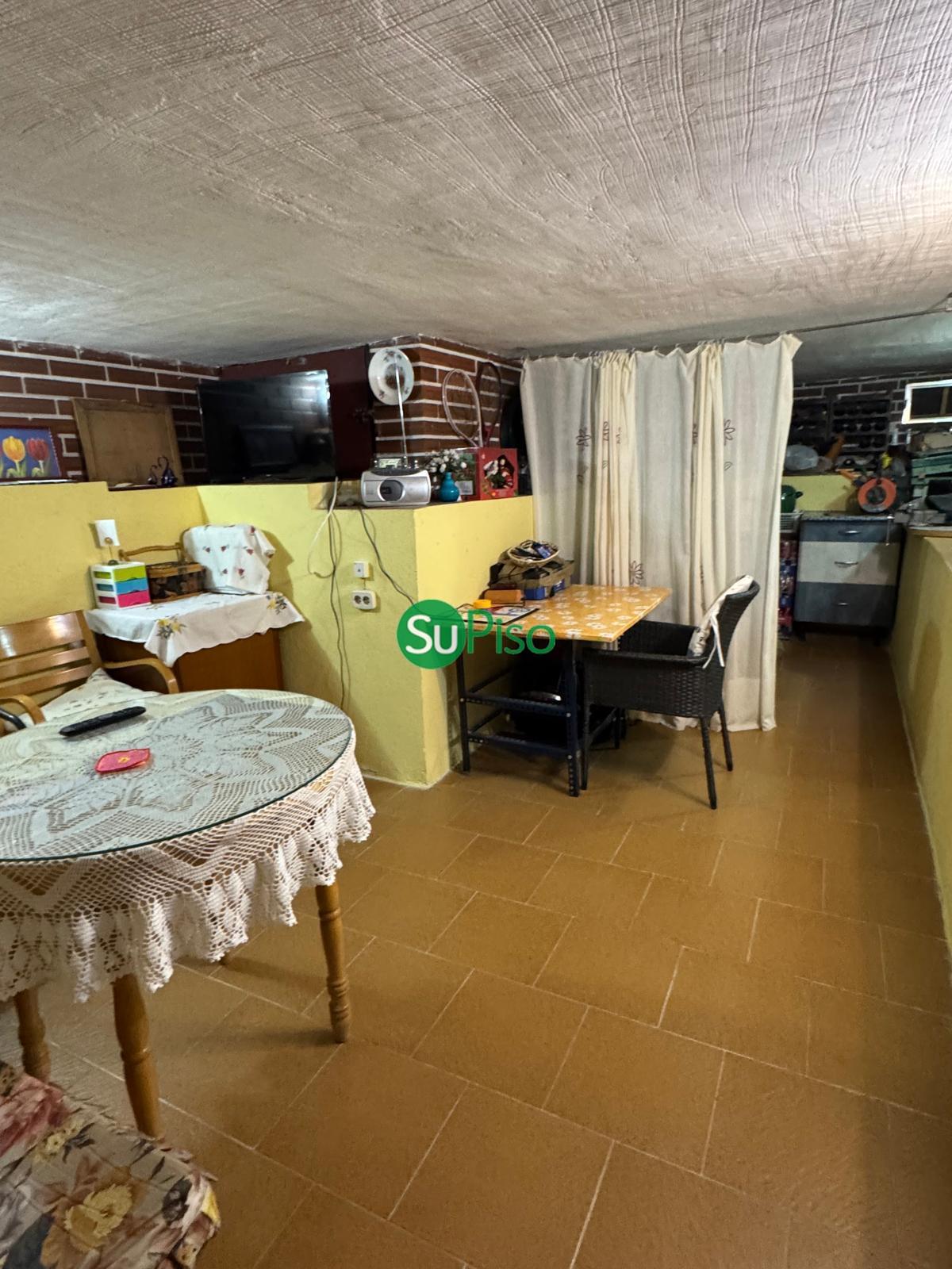 For sale of chalet in Yeles