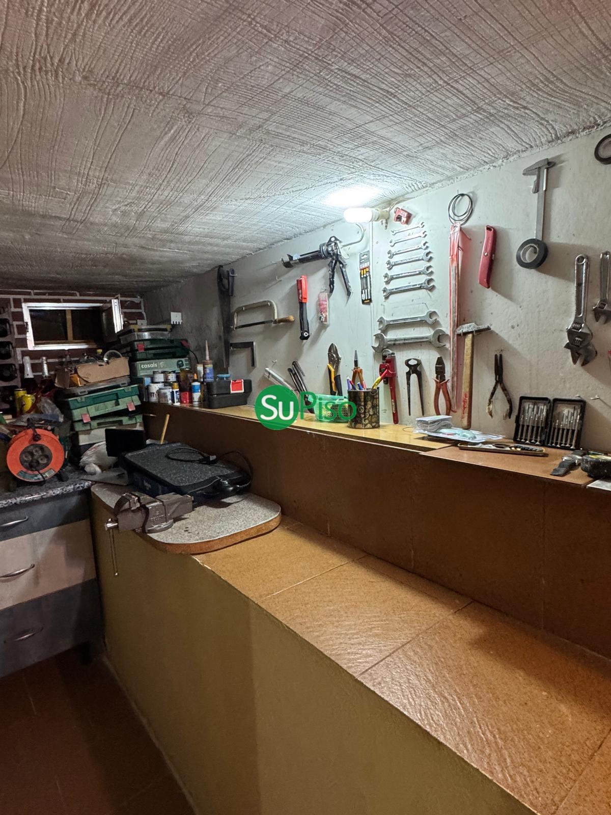 For sale of chalet in Yeles