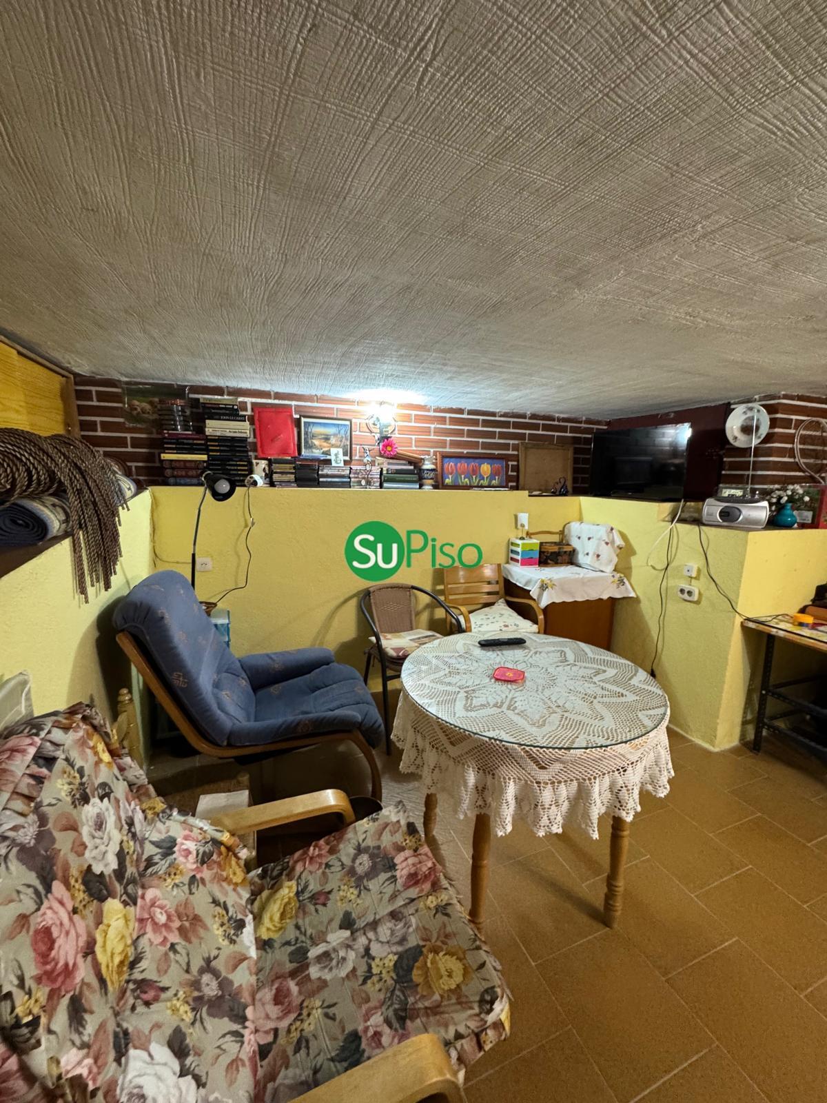 For sale of chalet in Yeles