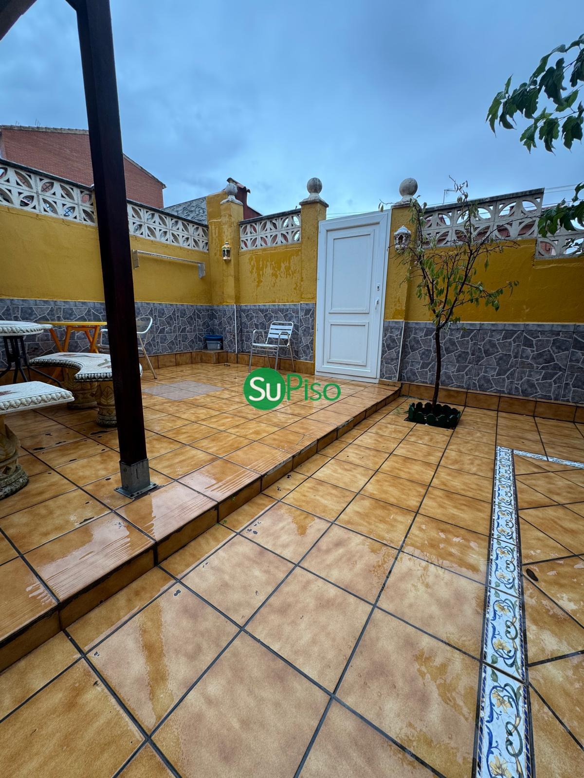 For sale of chalet in Yeles