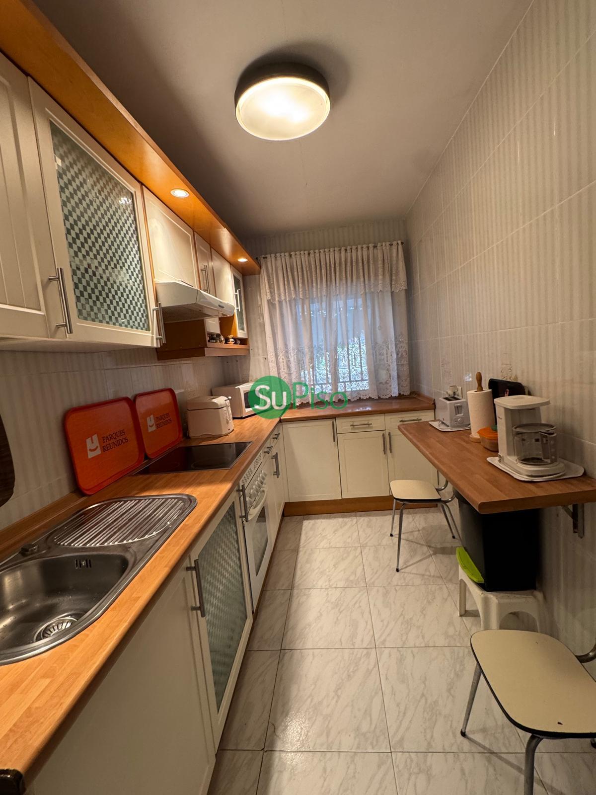 For sale of house in Escalona