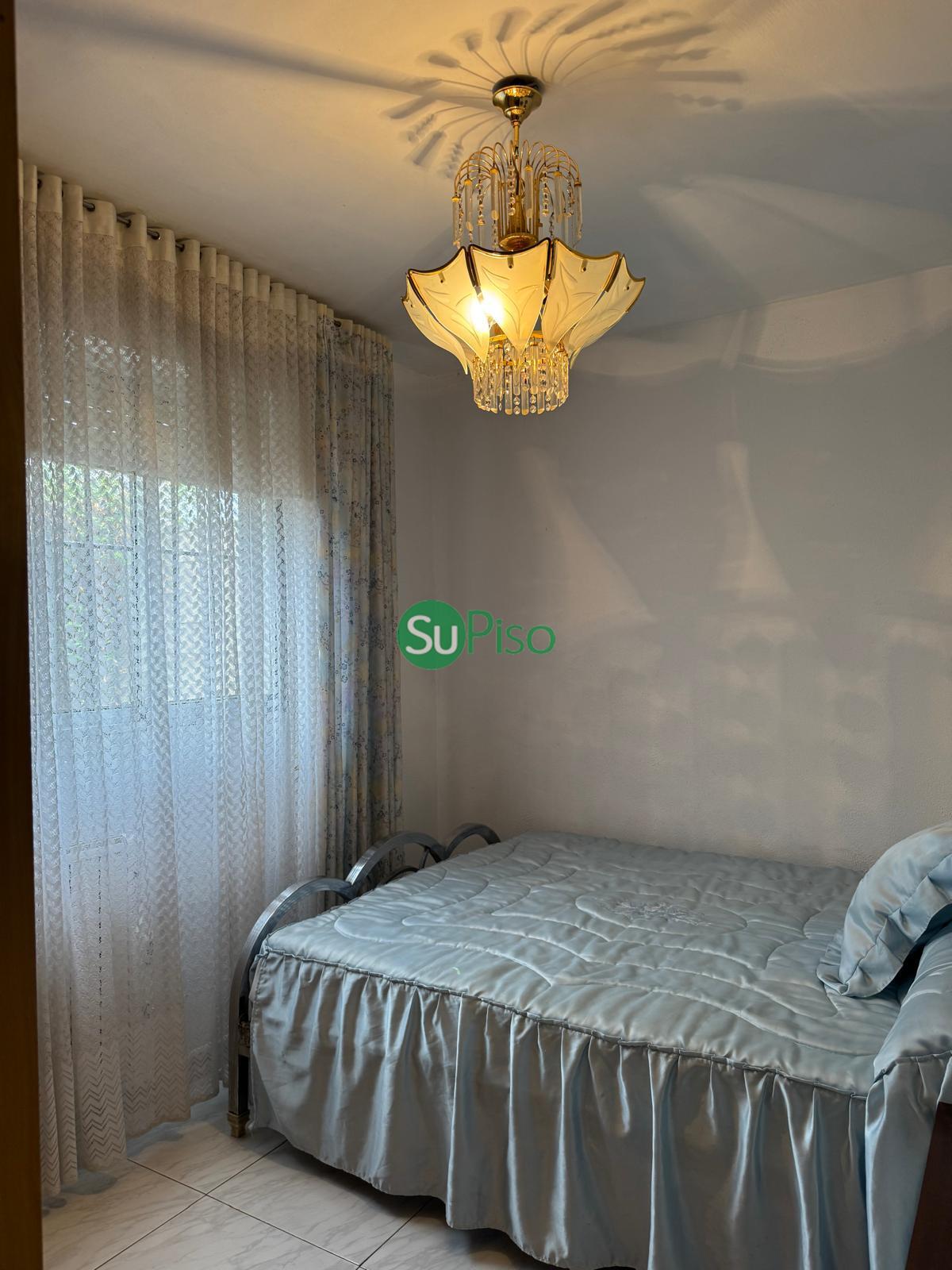 For sale of house in Escalona