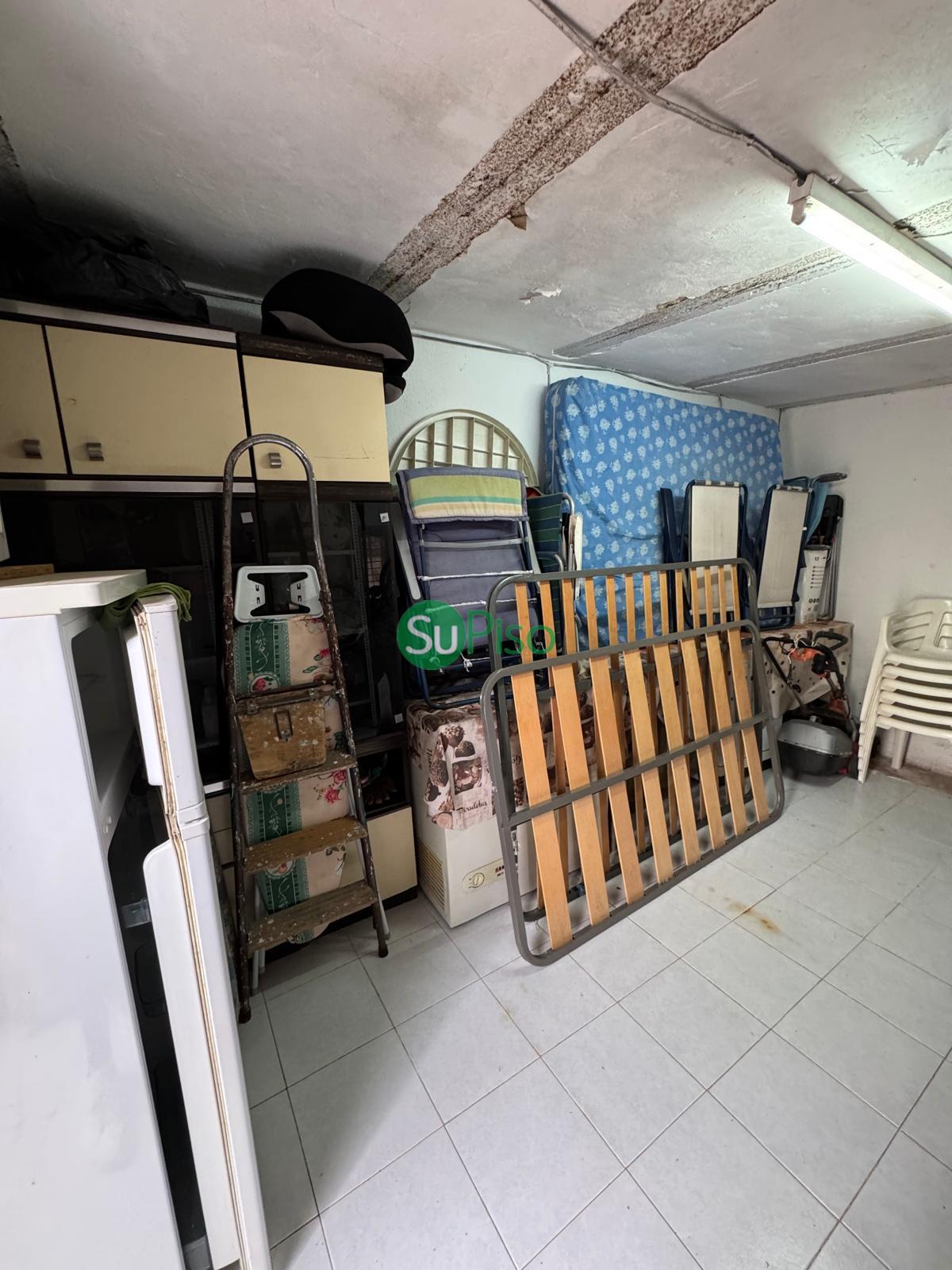 For sale of house in Escalona
