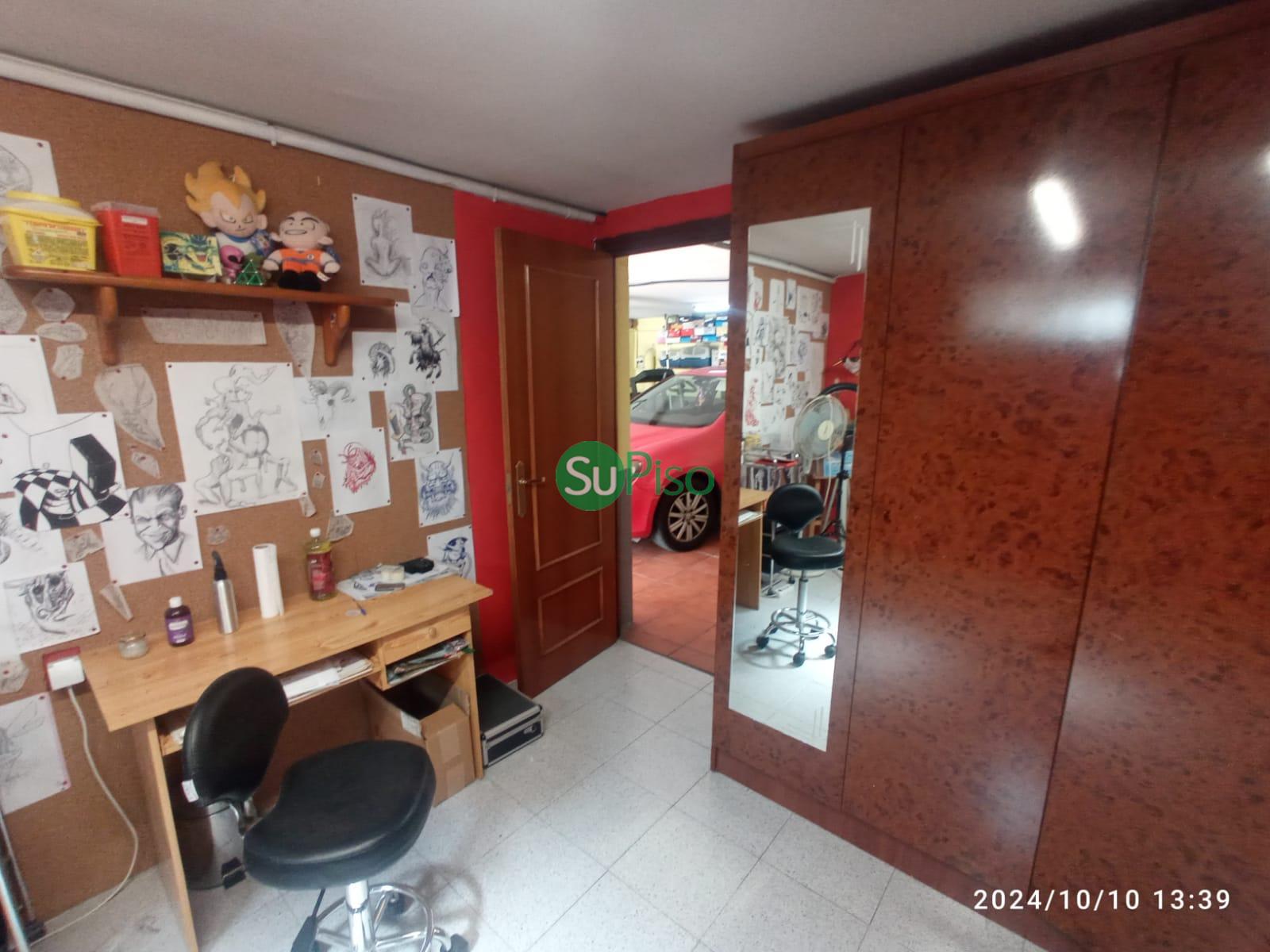 For sale of chalet in Esquivias