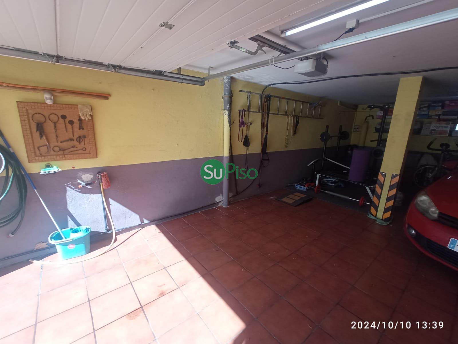 For sale of chalet in Esquivias