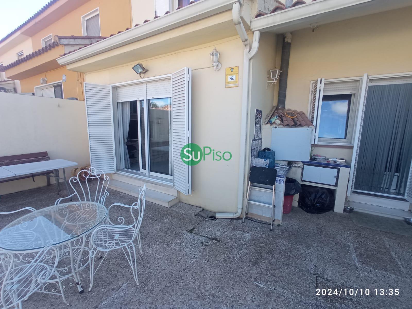 For sale of chalet in Esquivias
