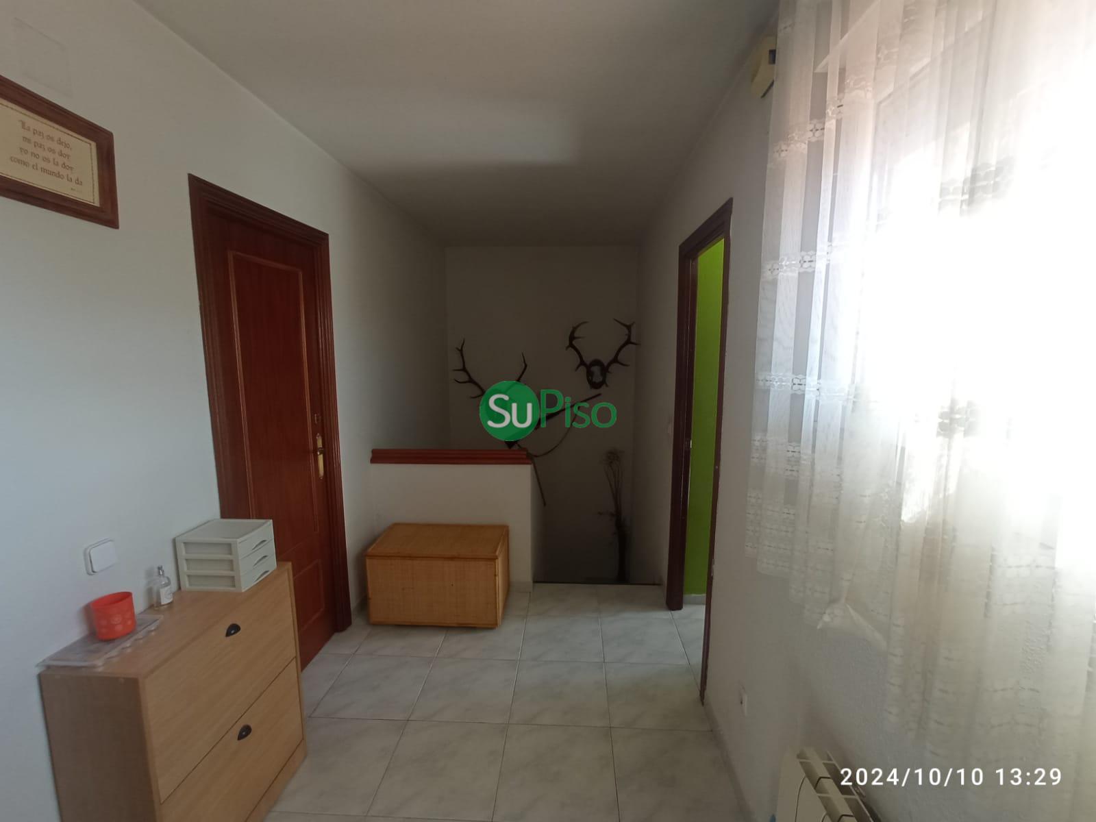 For sale of chalet in Esquivias