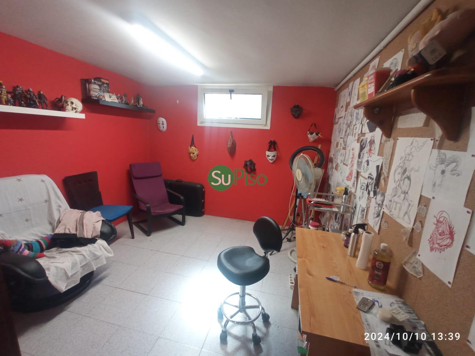 For sale of chalet in Esquivias