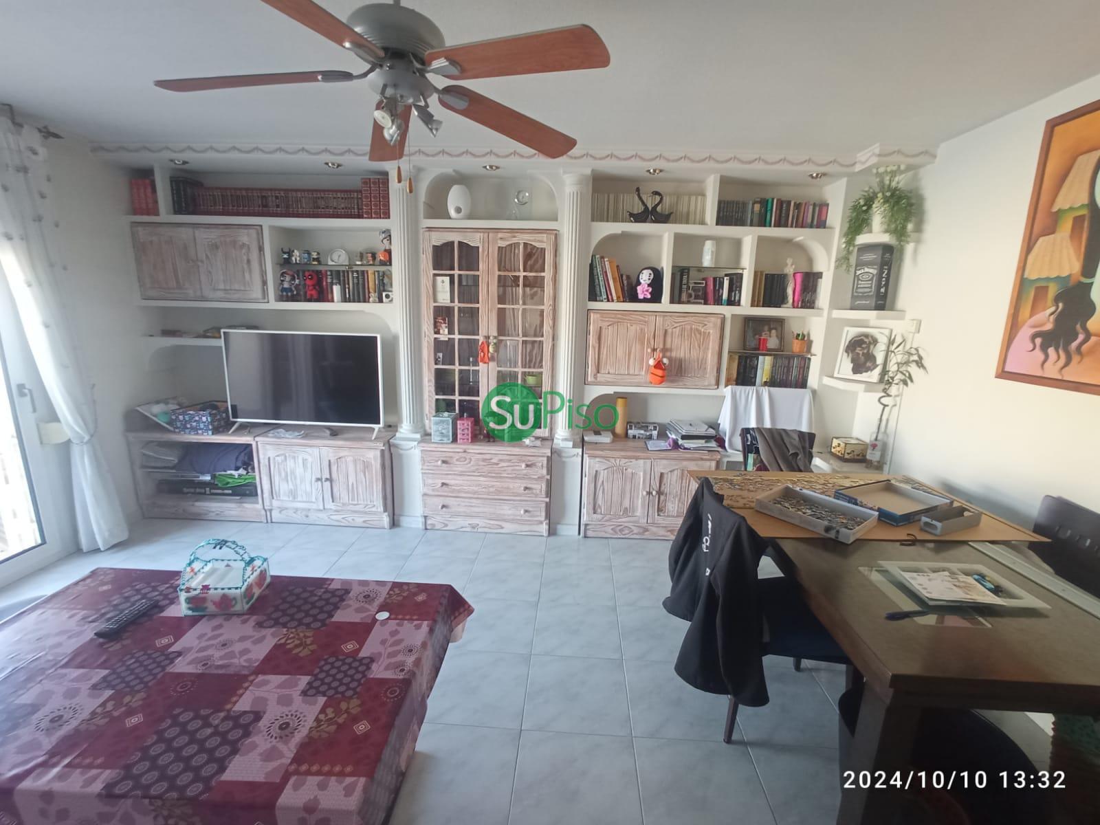 For sale of chalet in Esquivias