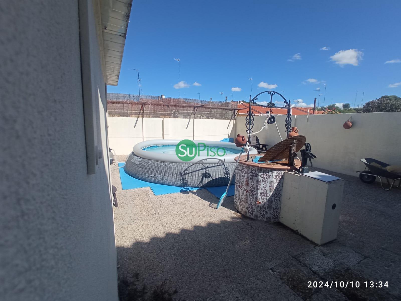 For sale of chalet in Esquivias