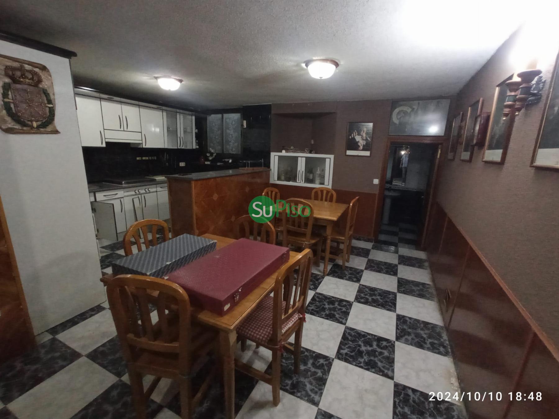 For sale of chalet in Yeles
